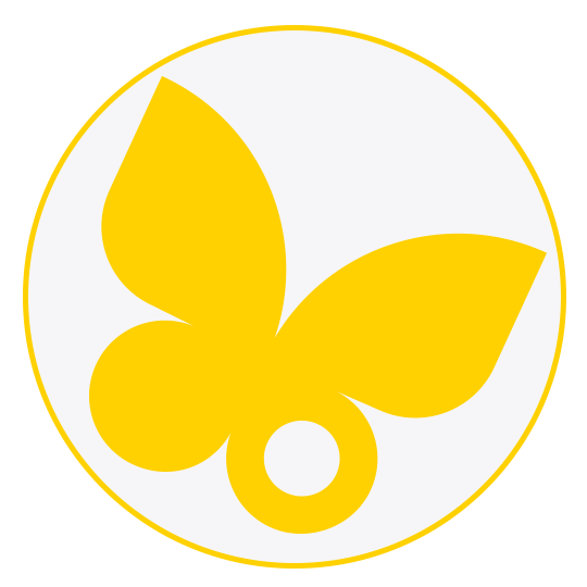 woman wearing a FreeStyle Libre sensor while hiking