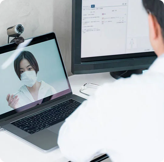 リブレViewはご自宅にいながら、詳細なデータを下にした診療をサポートします