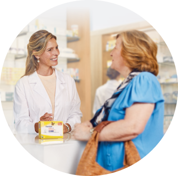 Woman speaking to a doctor about FreeStyle Libre 2 Plus