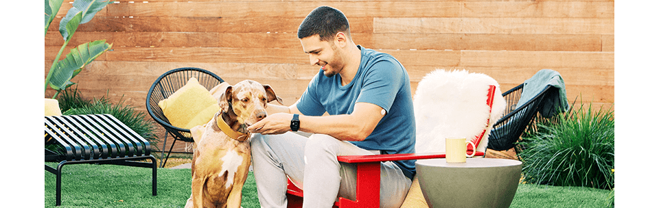 Man discovering the FreeStyle Libre 3 system