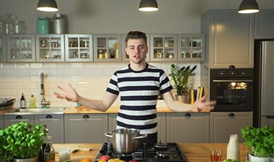 Budyń jaglany z orzechami