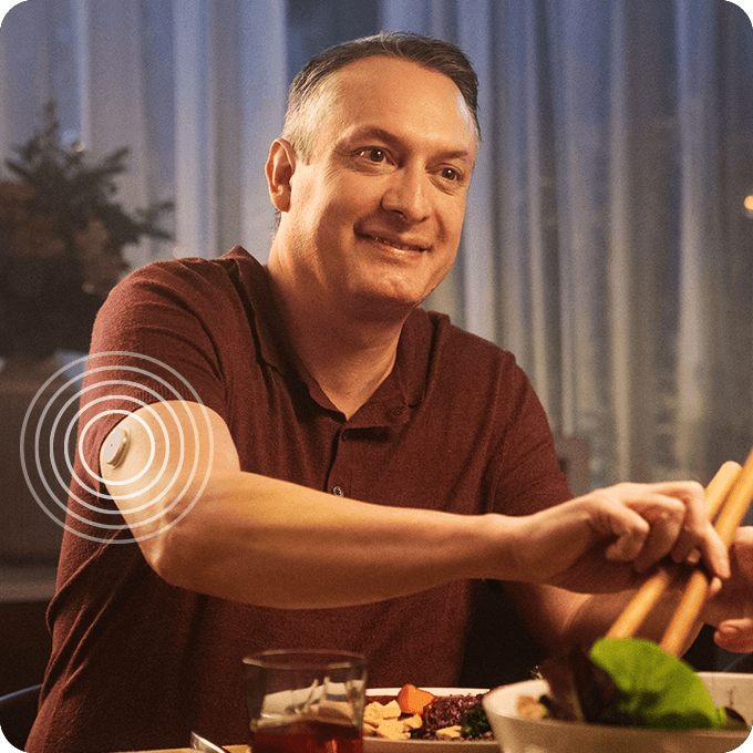 MyFreeStyle Foodie patient smiling at dinner table 